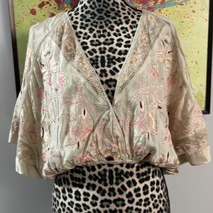 Free People blouson embroidered blouse.XS